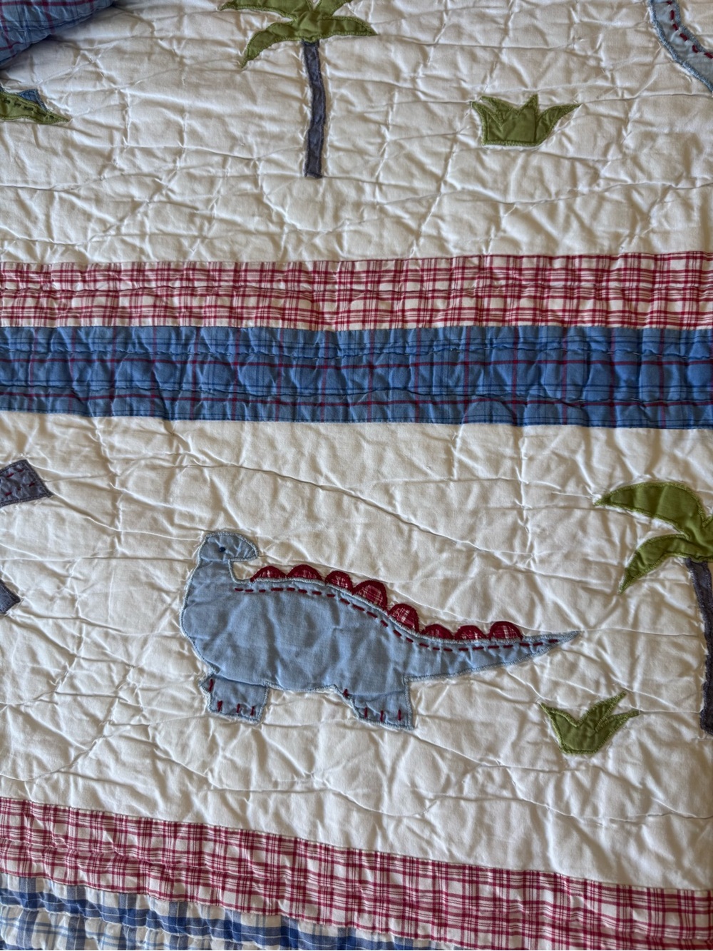 Pottery Barn Kids Dinosaur Appliqué Quilt in Cream, Blue, Green - Picture 5 of 6